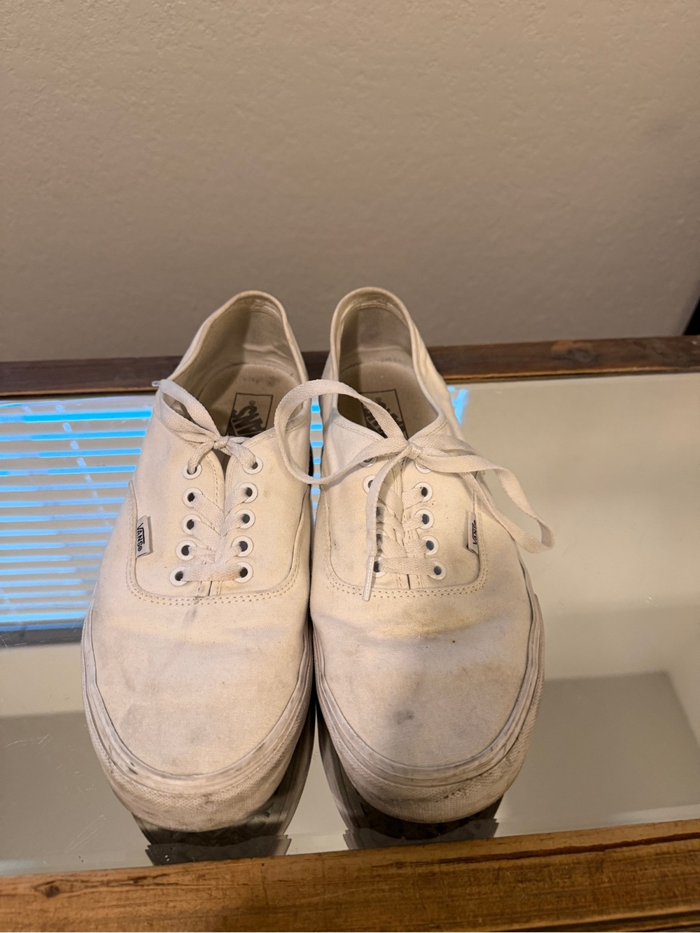 Vans Men's Off-White Canvas Low-Top Sneakers